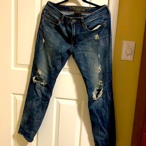 American eagle 360 extreme flex ripped jeans